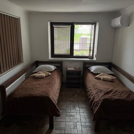 Family Люкс Lejlighedshotel Kamjanets-Podilskyi Eksteriør billede