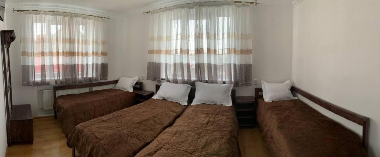 Family Люкс Lejlighedshotel Kamjanets-Podilskyi Eksteriør billede