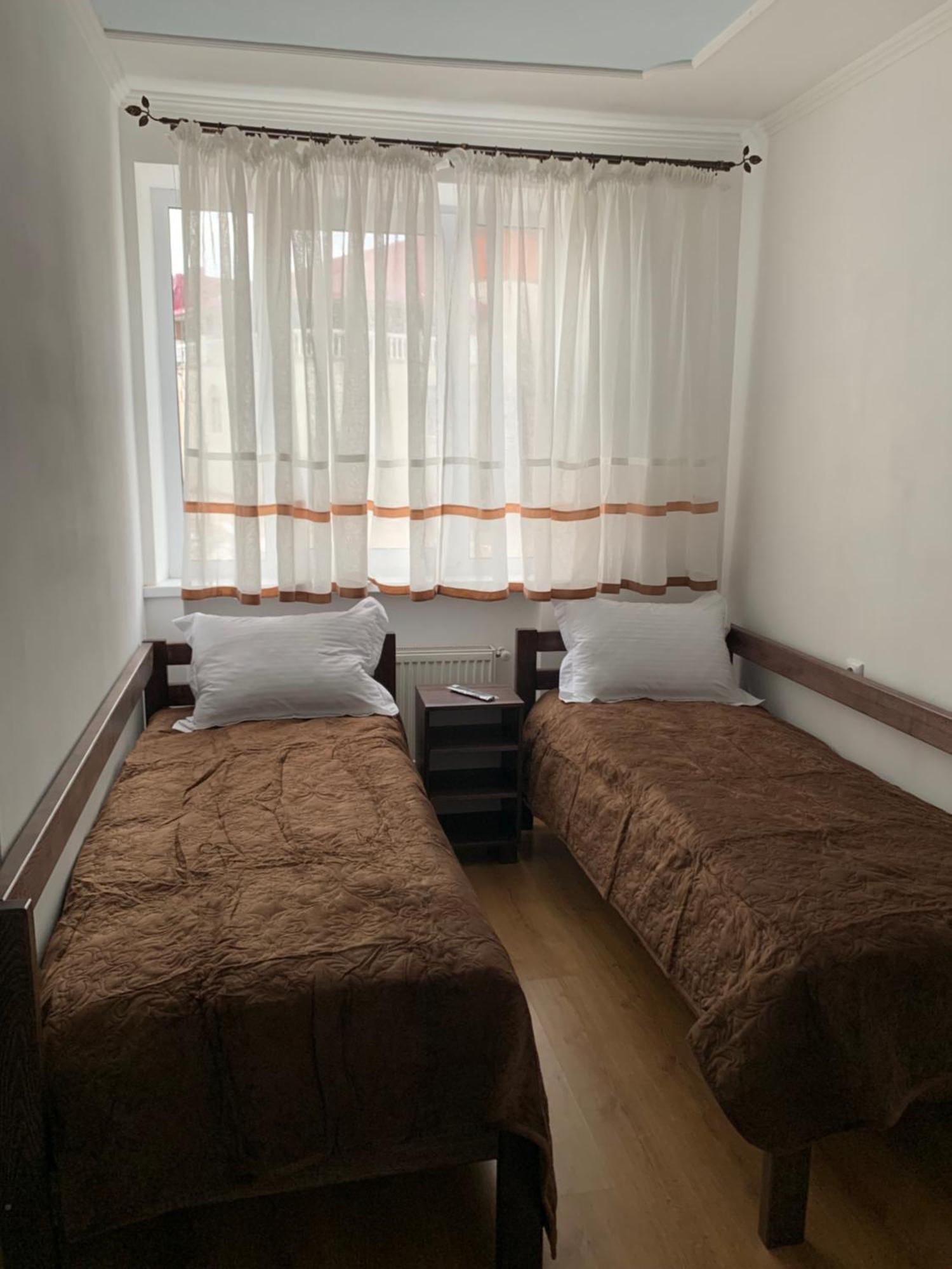 Family Люкс Lejlighedshotel Kamjanets-Podilskyi Eksteriør billede